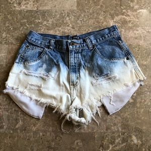 High waisted shorts ✨